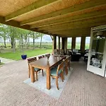 6 - Persoons Forest 223 Holiday home Ewijk