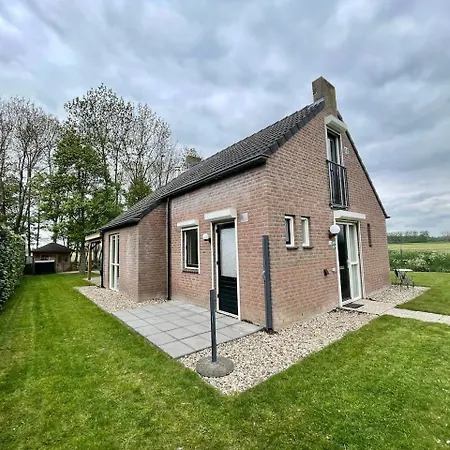 펜션 6 - Persoons Forest 223 Ewijk